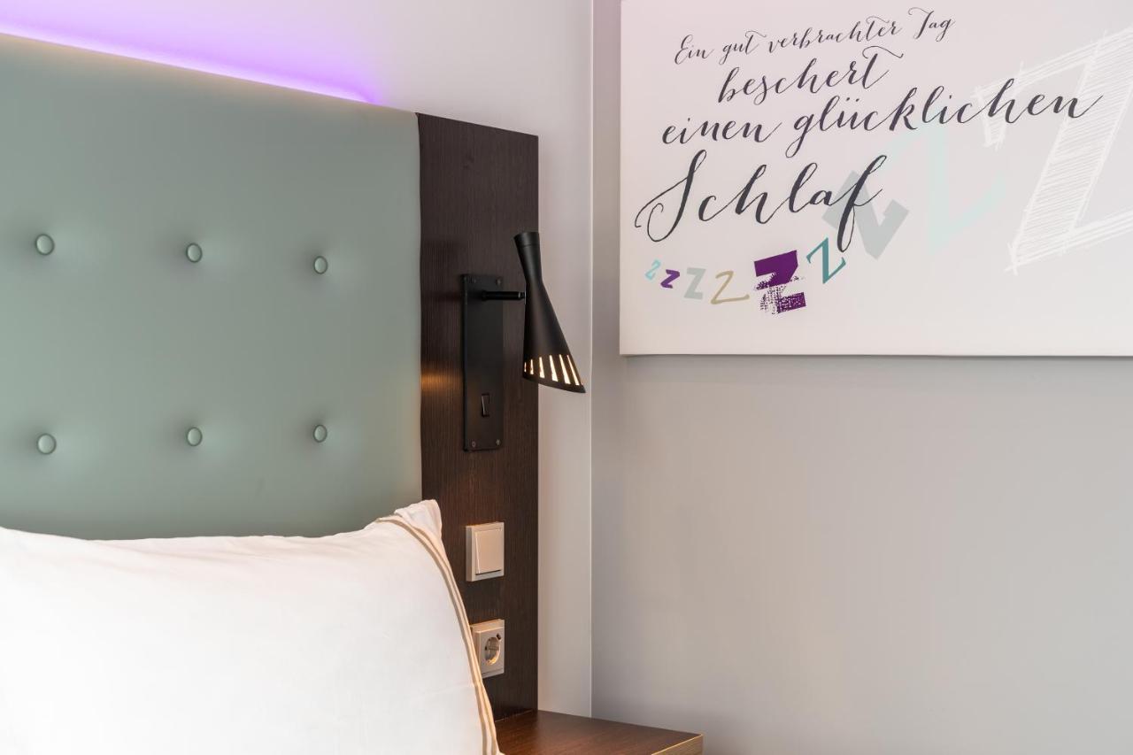 Premier Inn Karlsruhe City Am Wasserturm Εξωτερικό φωτογραφία